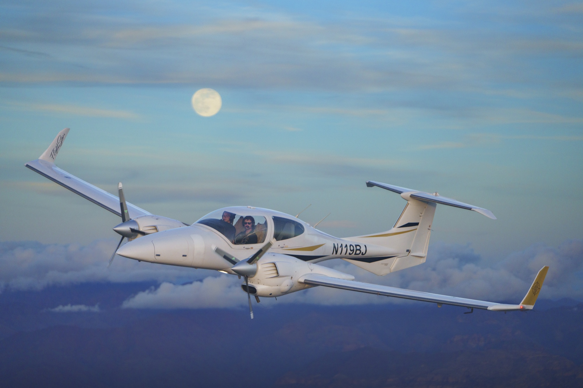 Diamond DA42 twin in flight